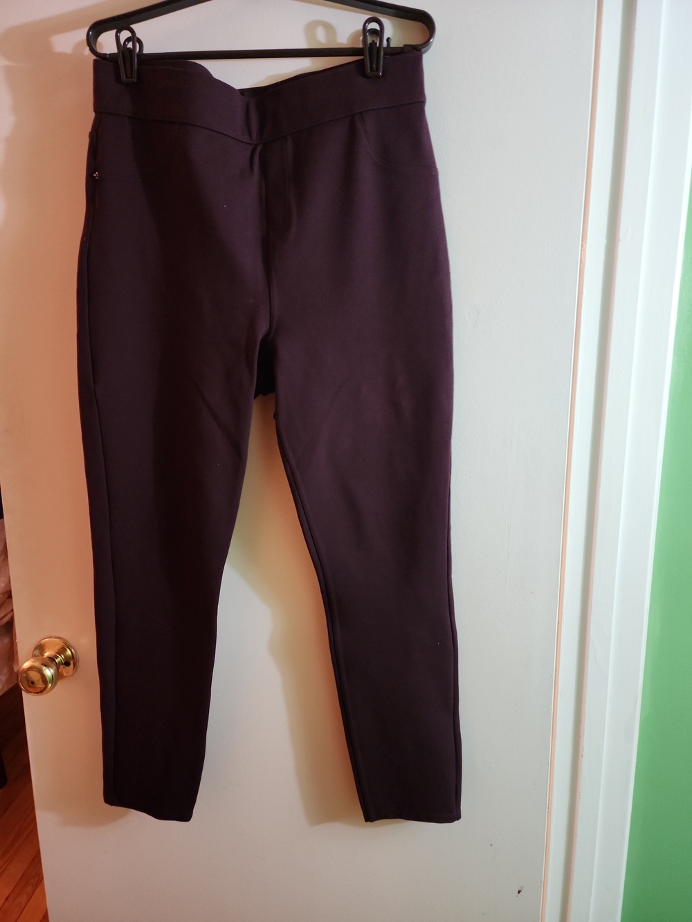 Spanx The Perfect Slim Ponte Knit Burgundy Ankle Pants